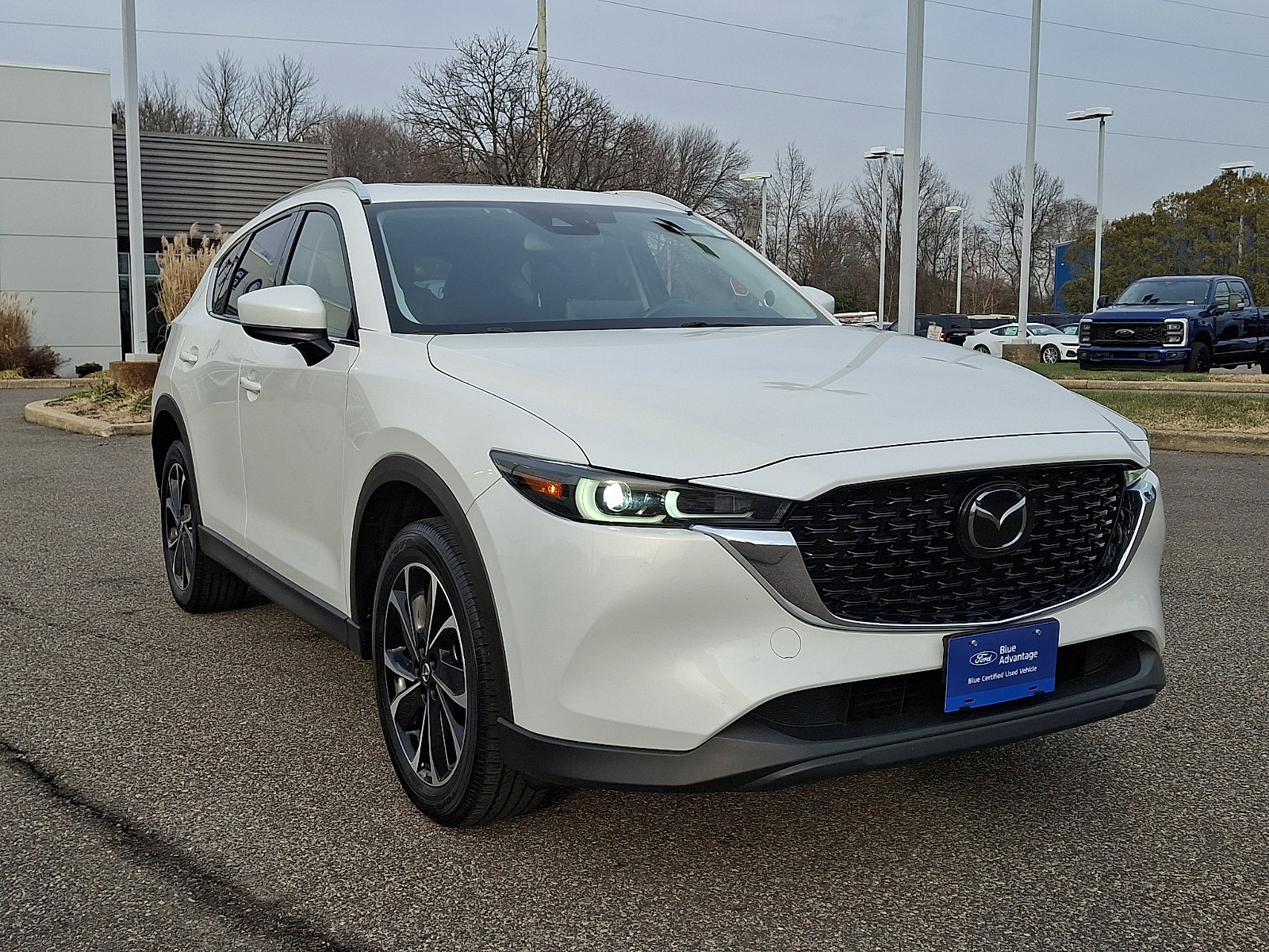 Used 2023 MAZDA CX-5 AWD 2.5 S w/ Premium Plus Pkg image 2