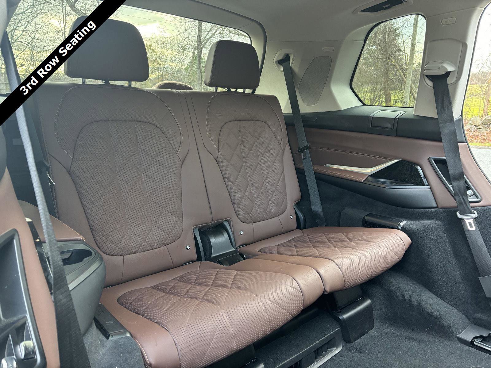Used 2023 BMW X7 xDrive40i w/ Premium Package AWD/4WD image 33