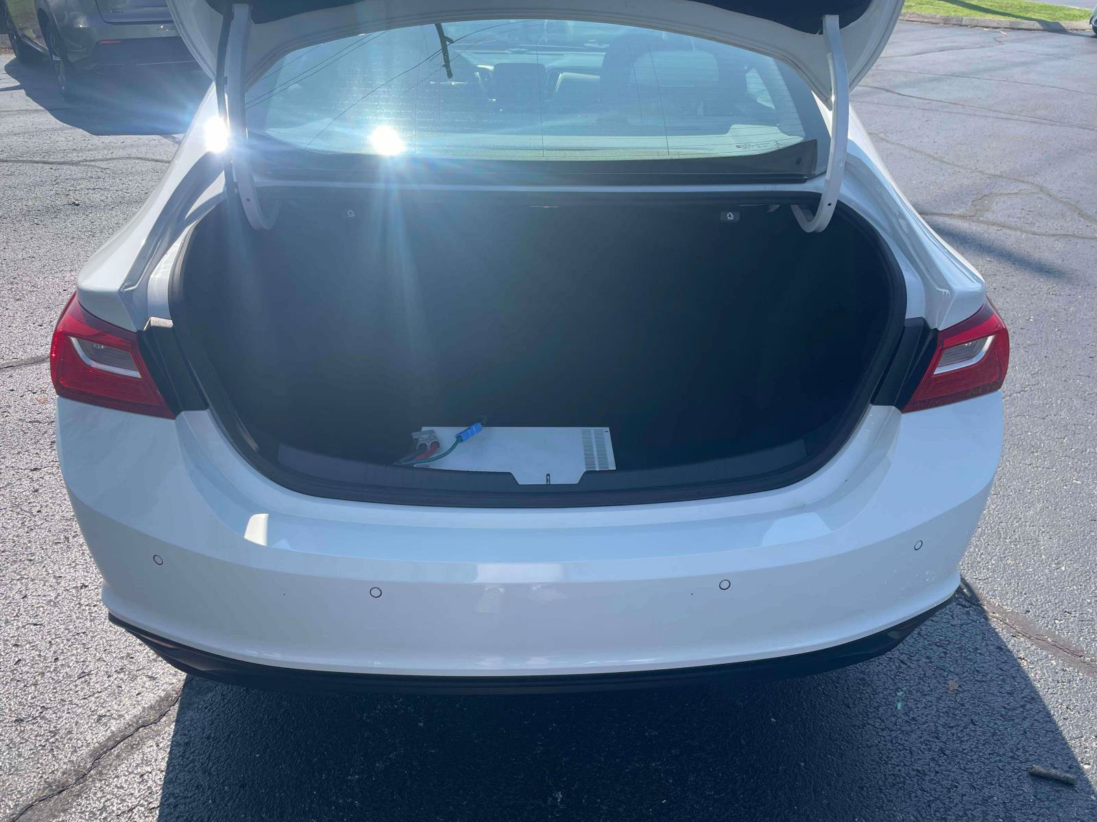 Used 2020 Chevrolet Malibu LS w/ Driver Confidence Package II FWD image 7