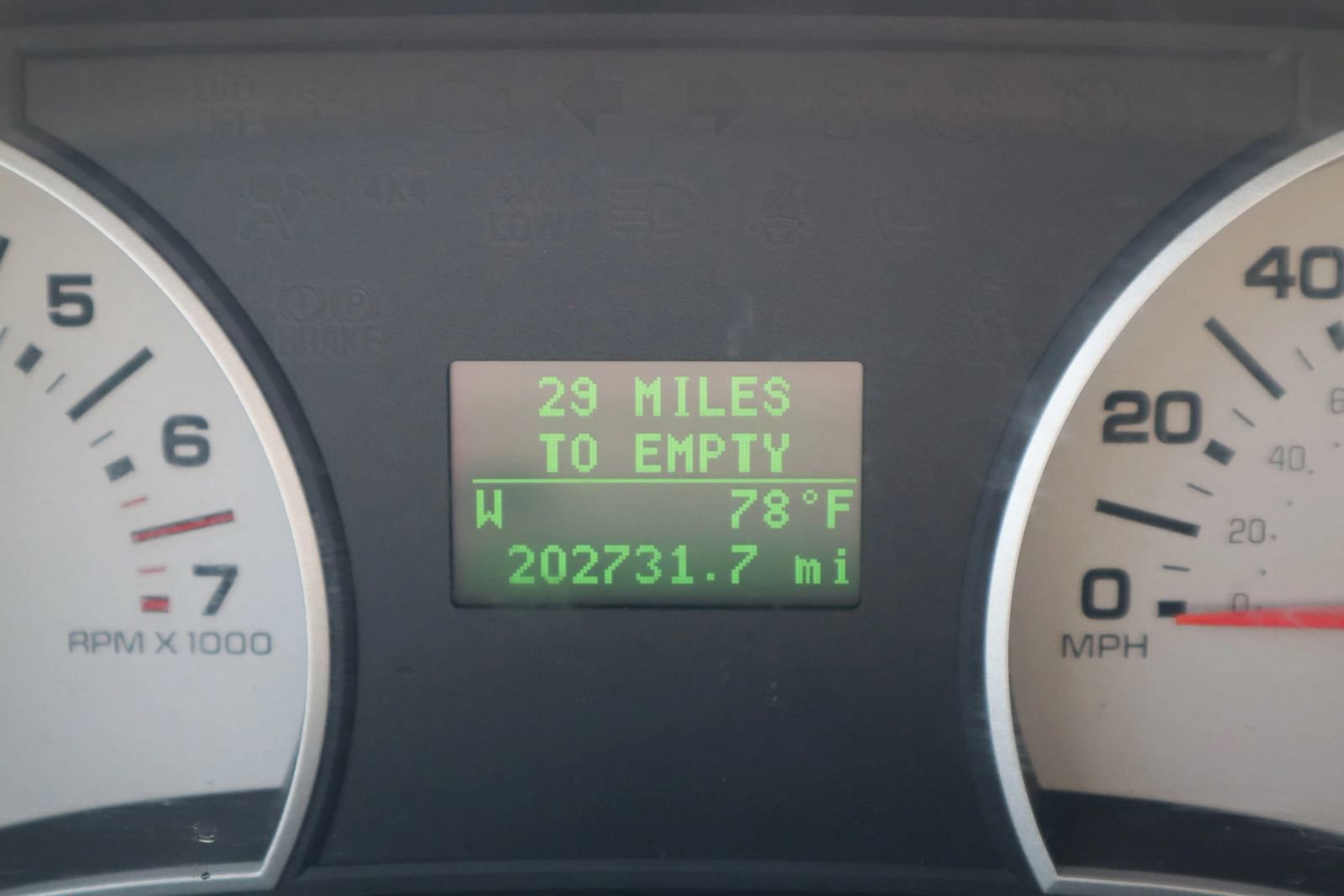 Used 2006 Ford Explorer Eddie Bauer RWD image 30
