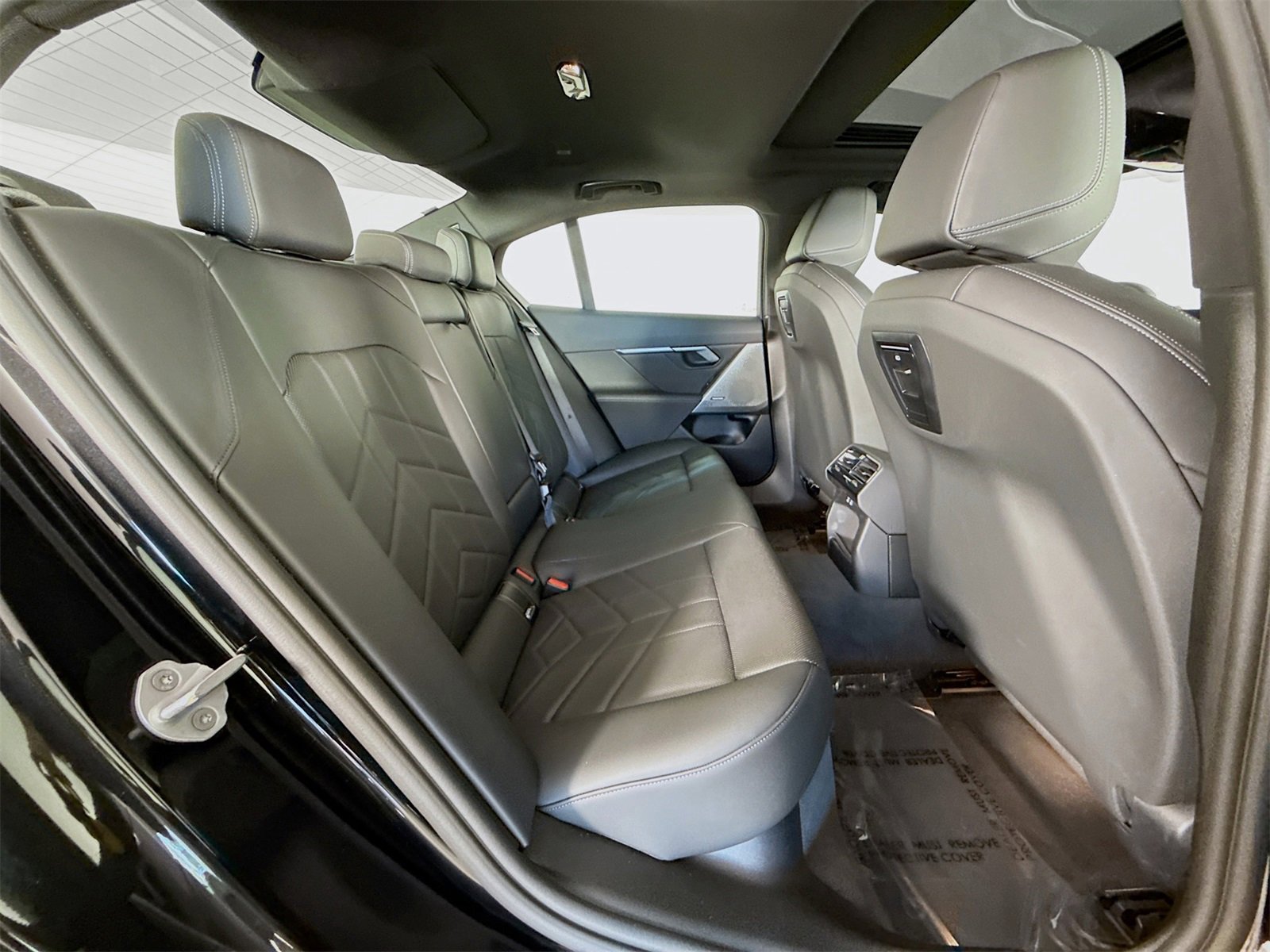 Used 2025 BMW 530i image 29