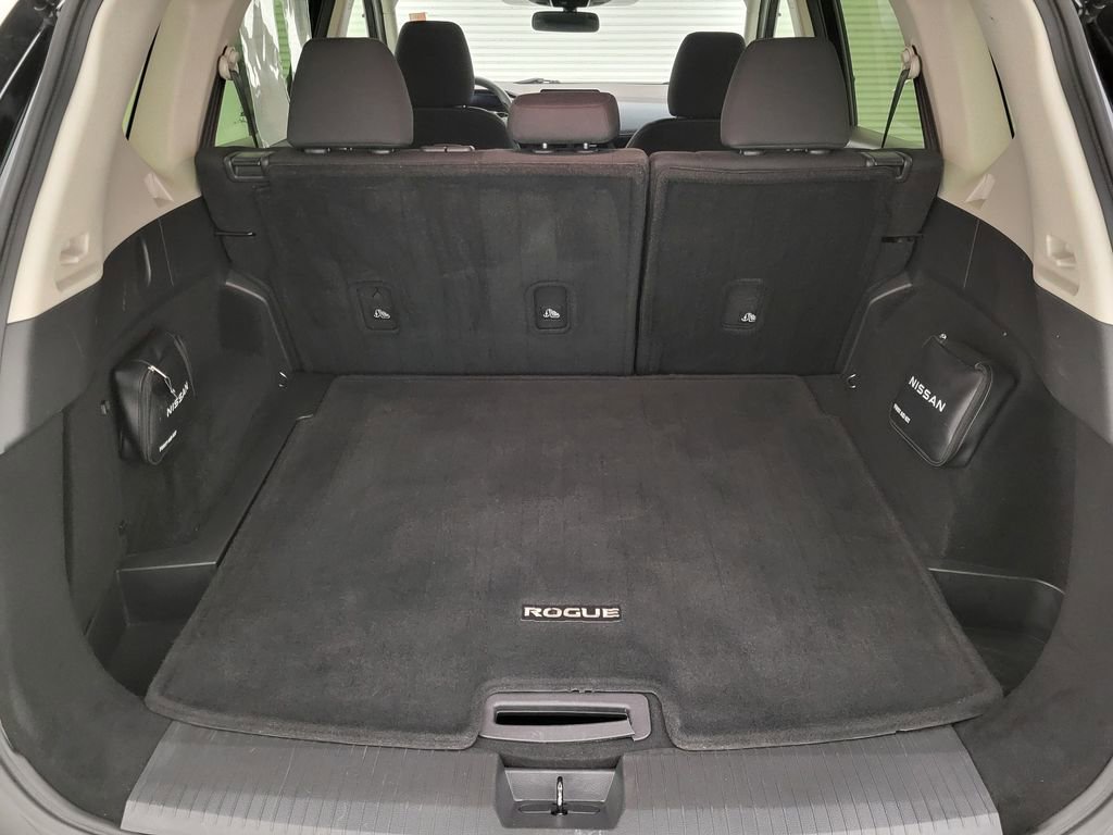Used 2023 Nissan Rogue S FWD image 18