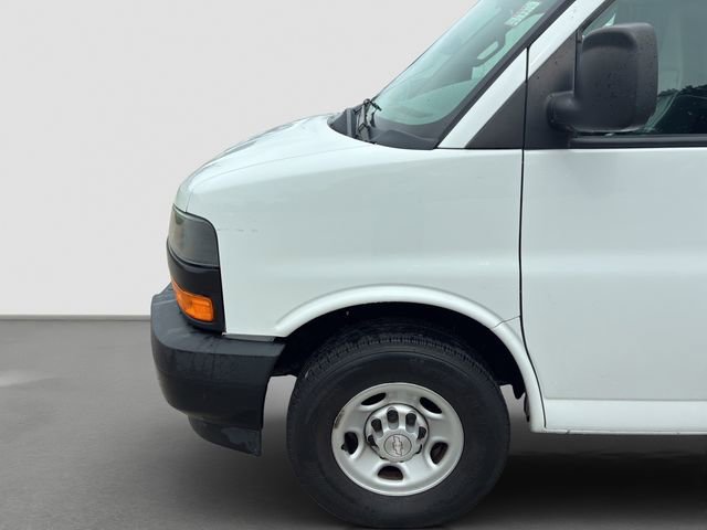Used 2019 Chevrolet Express 2500 Extended w/ Driver Convenience Package RWD image 10