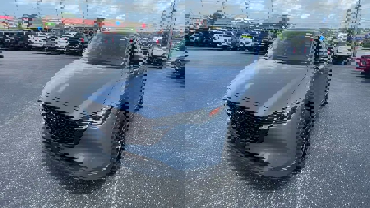 Used 2024 MAZDA CX-5 Carbon Edition image 4