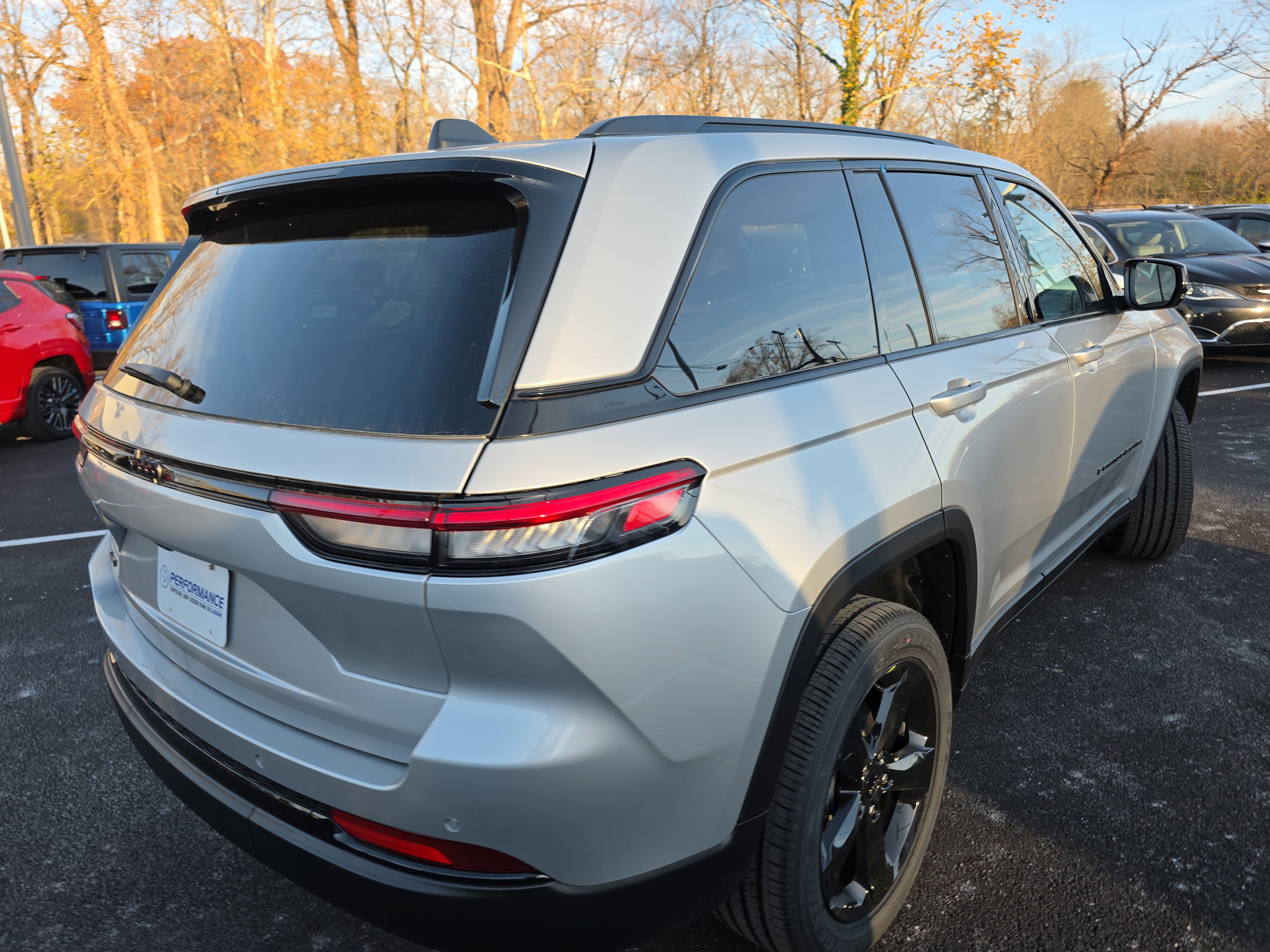 New 2025 Jeep Grand Cherokee Altitude image 22