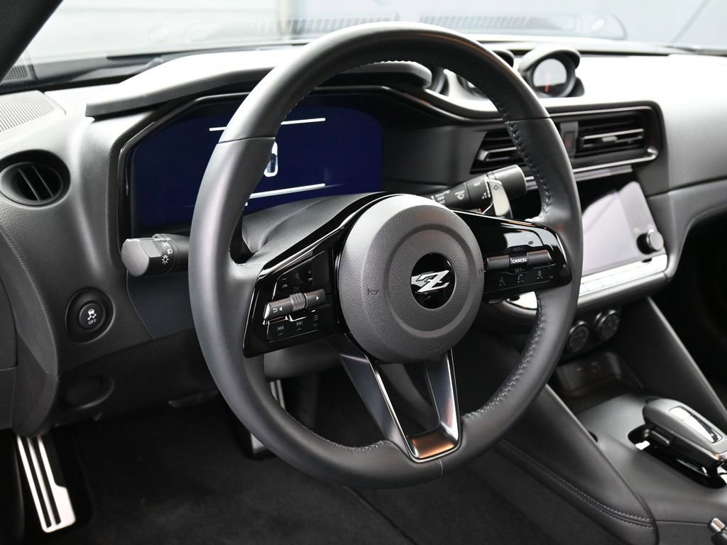 Used 2024 Nissan Z Performance w/ Floor Mat Package image 18