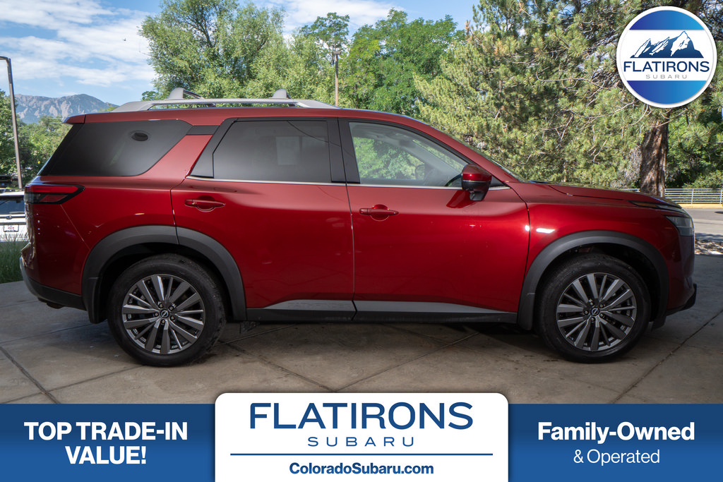 Used 2024 Nissan Pathfinder SL w/ SL Premium Package AWD/4WD image 1