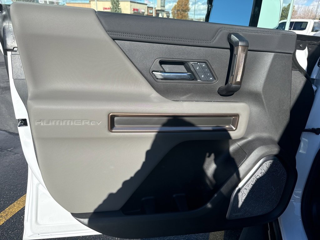 New 2025 GMC Hummer EV 2X w/ LPO, Sport Package image 10