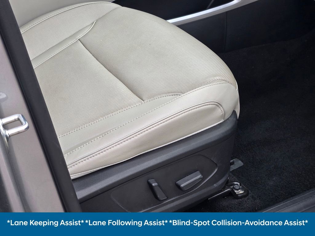 Certified 2024 Hyundai Tucson Limited FWD image 12
