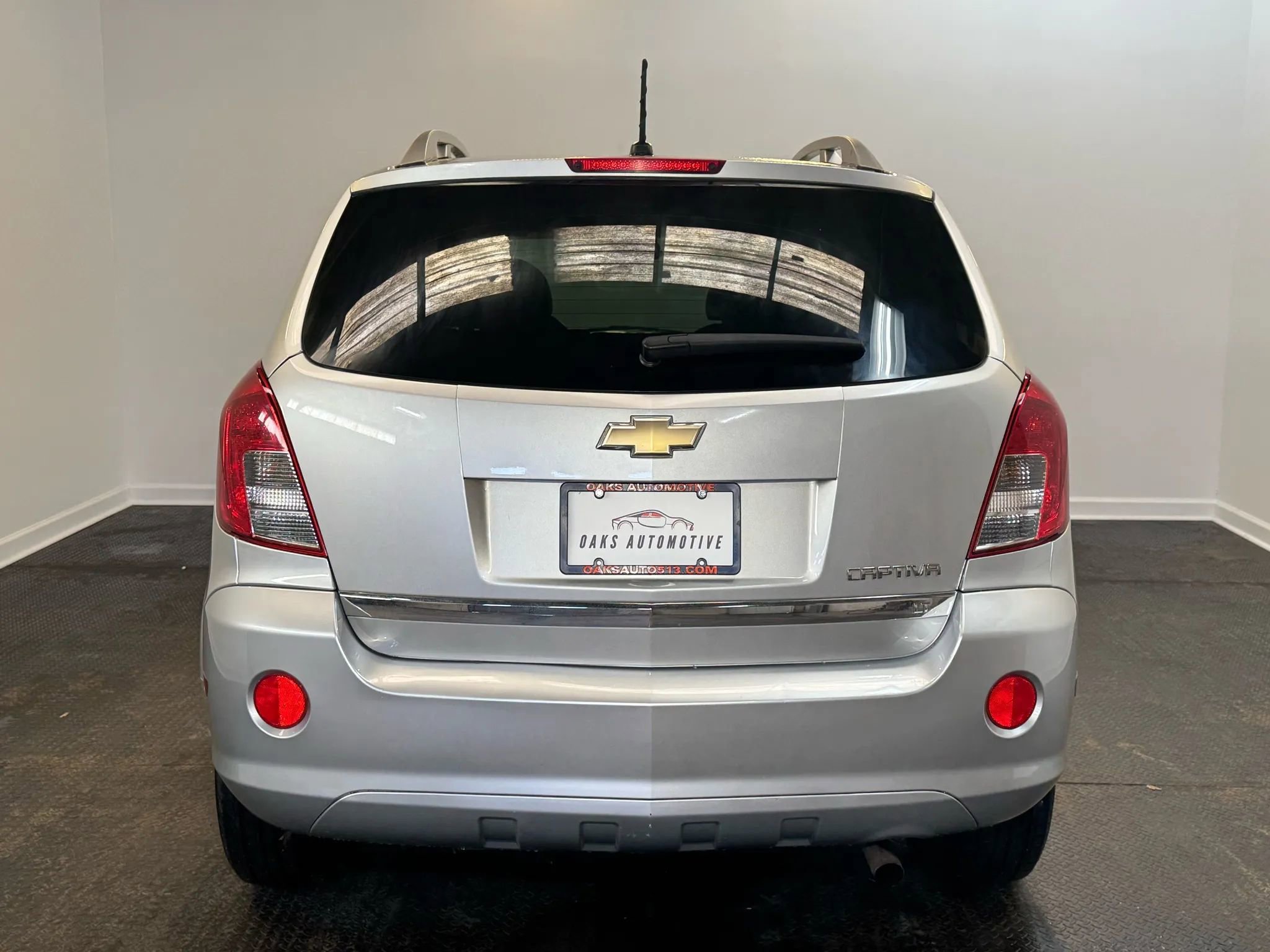 Used 2014 Chevrolet Captiva Sport LT w/ Convenience Package image 4