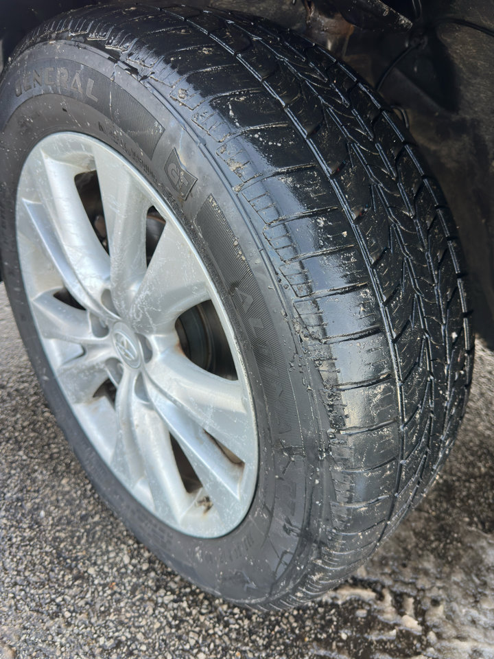 Used 2014 Toyota RAV4 Limited image 4