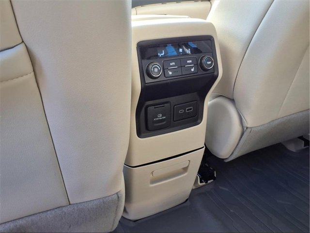 Certified 2023 GMC Acadia Denali w/ Black Diamond Edition image 24