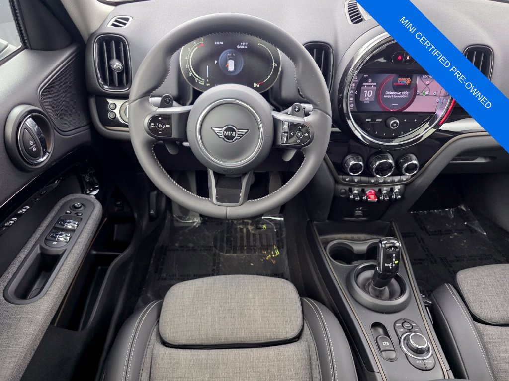 Used 2024 MINI Cooper Countryman S w/ Premium Package FWD image 13