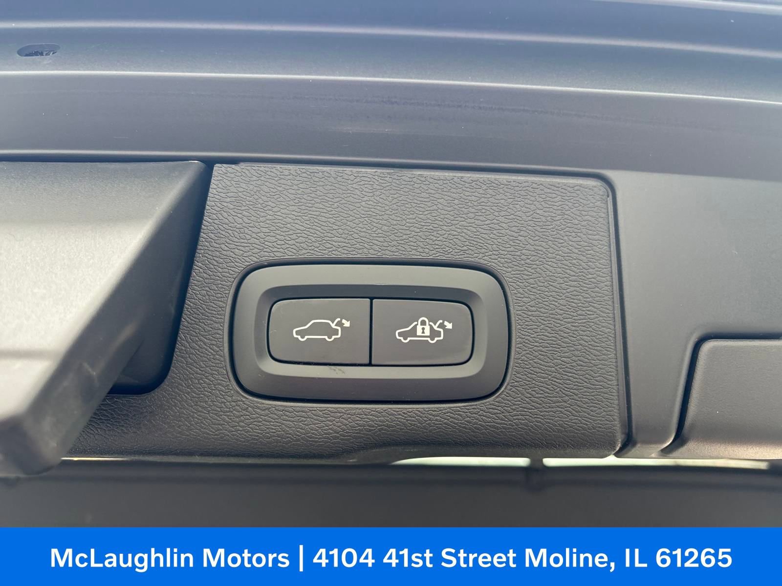Certified 2023 Volvo XC60 B5 Ultimate w/ Climate Package AWD/4WD image 26