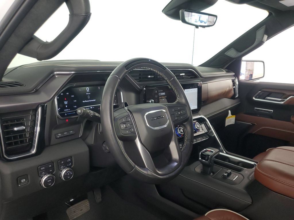 Used 2025 GMC Sierra 1500 Denali Ultimate AWD/4WD image 12