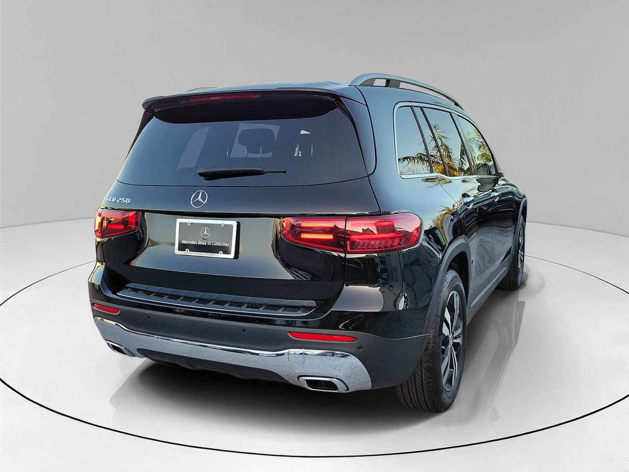 New 2026 Mercedes-Benz GLB 250 image 6