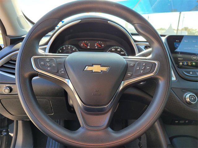 Used 2025 Chevrolet Malibu LS image 24