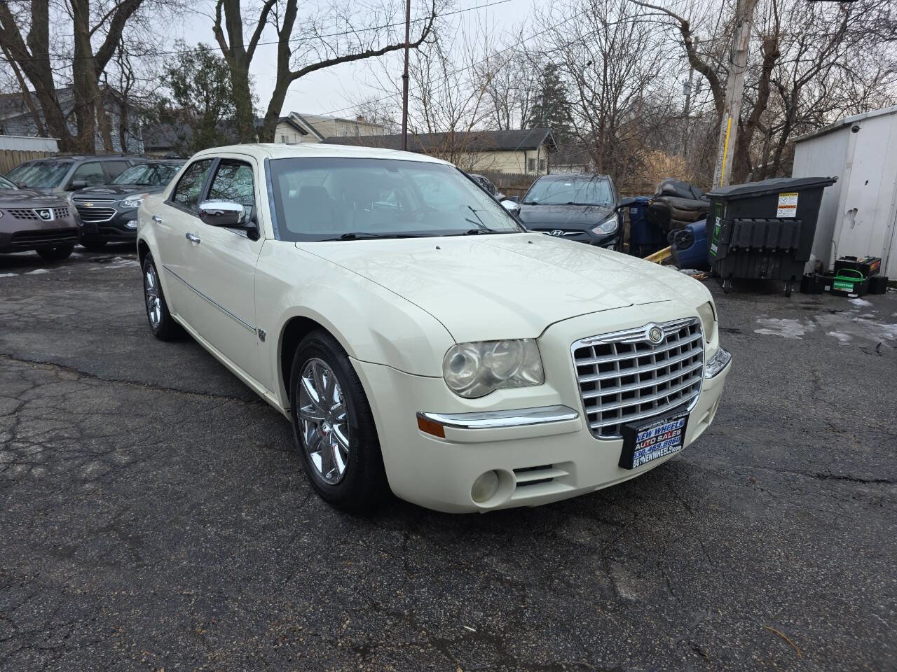 Used 2007 Chrysler 300 C RWD image 5