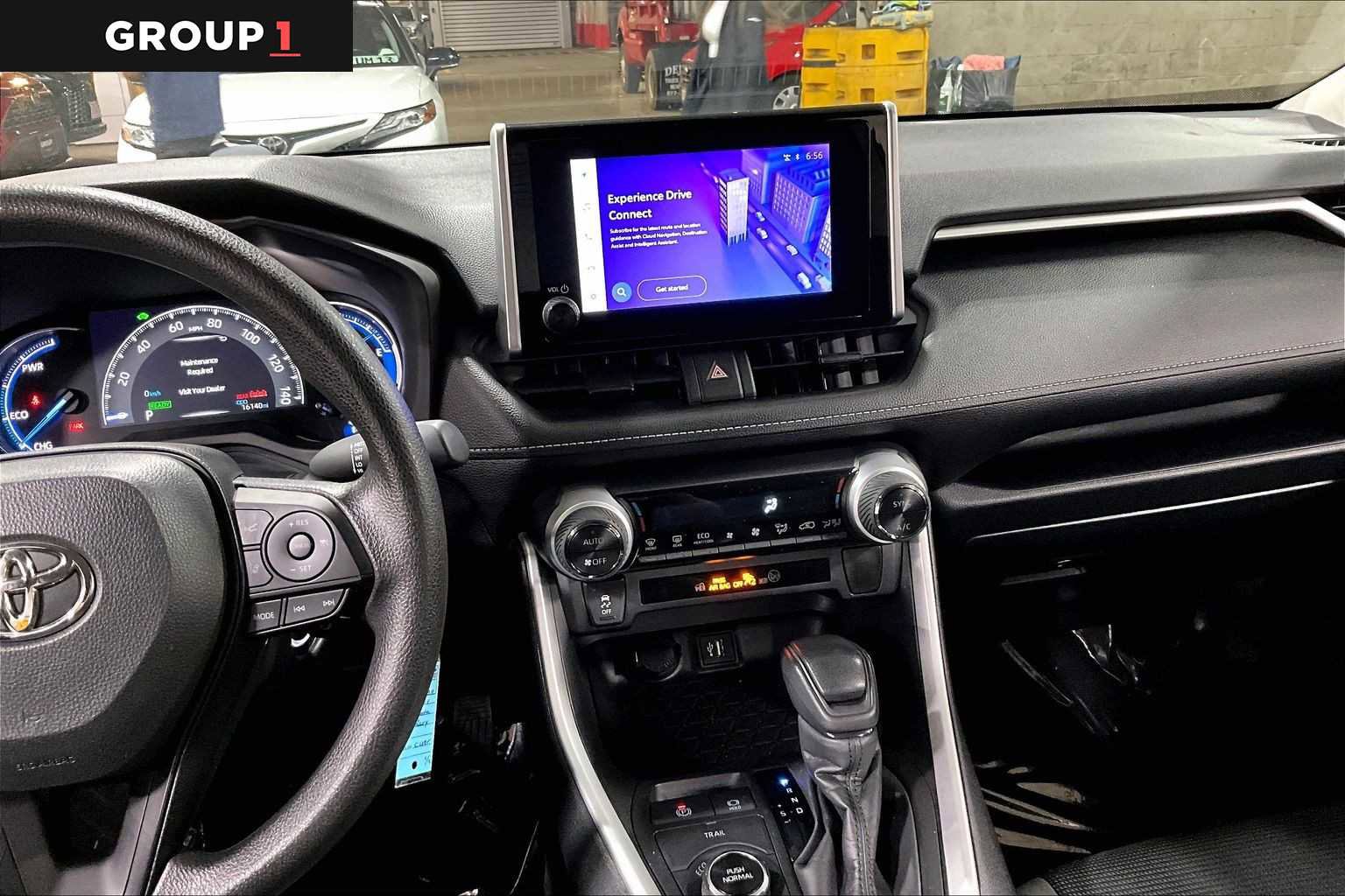 Used 2024 Toyota RAV4 LE AWD/4WD image 7