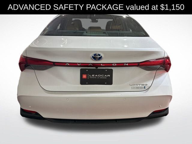 Used 2020 Toyota Avalon Limited w/ Advanced Safety Package FWD image 4