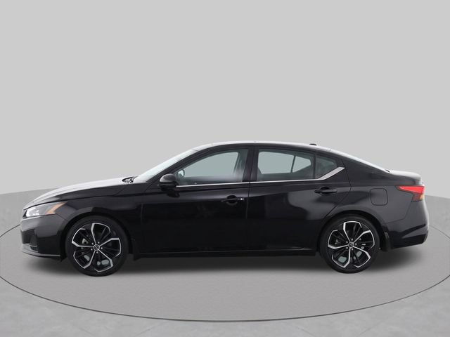 Used 2023 Nissan Altima 2.5 SR FWD image 7