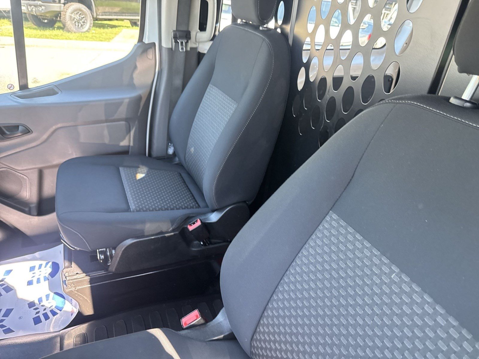 Used 2025 Ford Transit 250 Low Roof w/ Exterior Upgrade Package RWD image 20