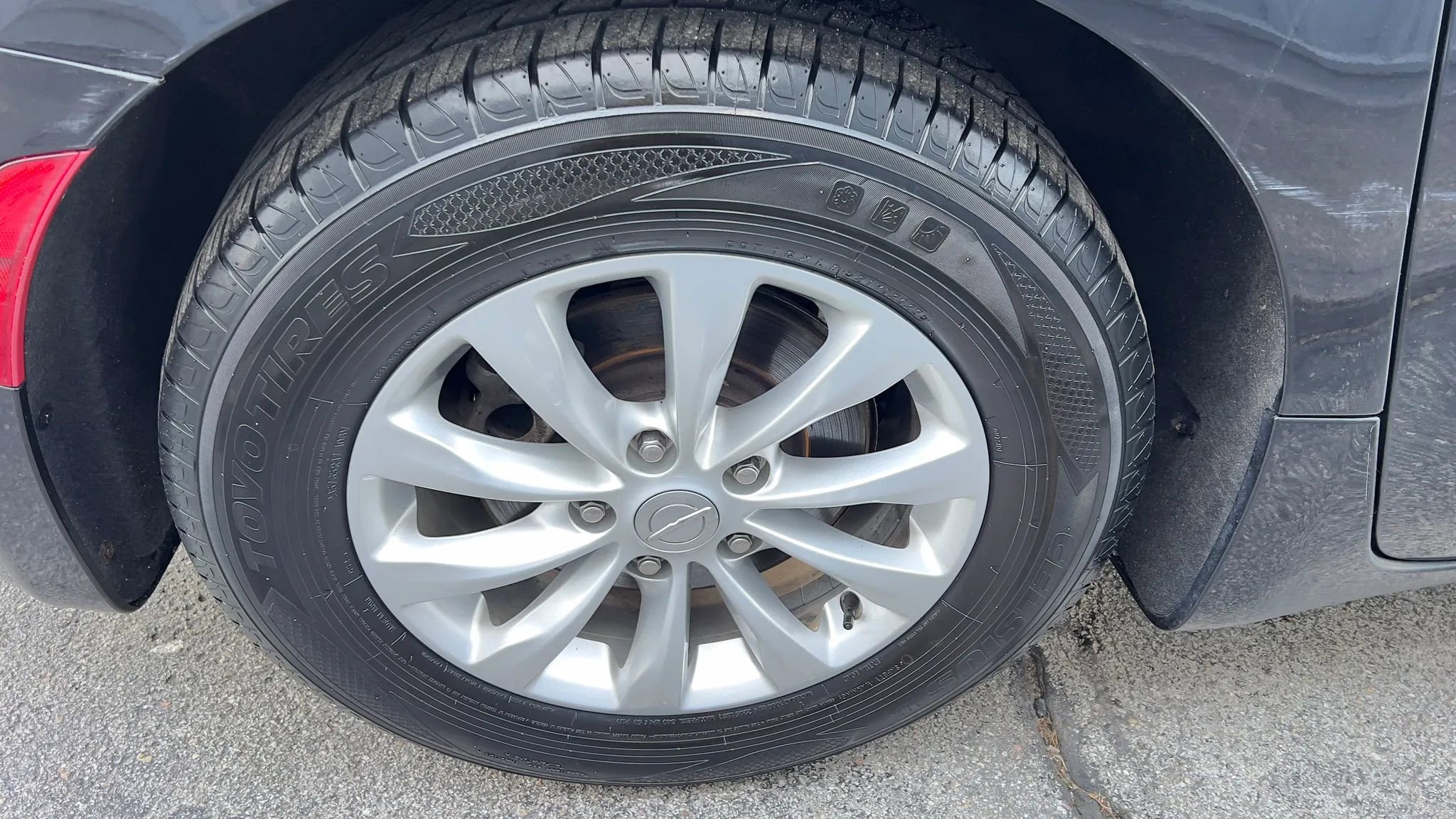 Used 2018 Chrysler Pacifica Touring-L Plus FWD image 9