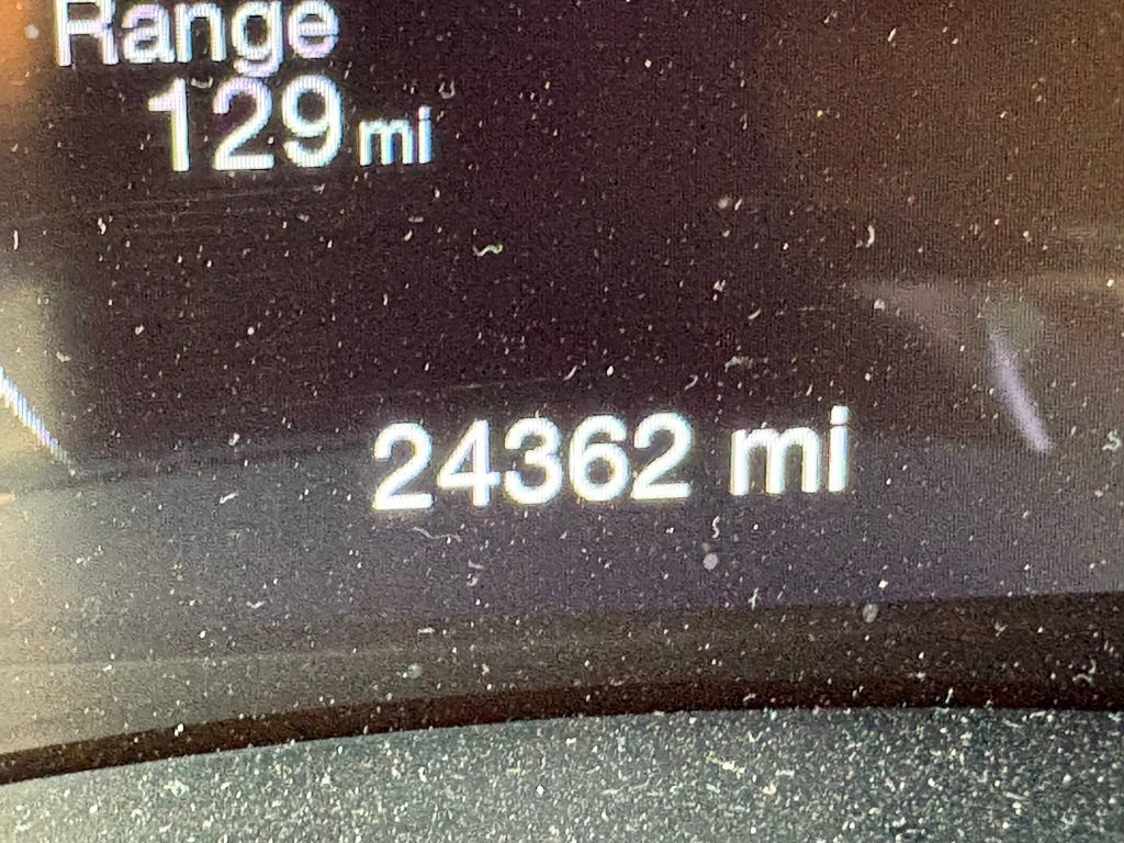 Certified 2023 Dodge Durango R/T RWD image 14