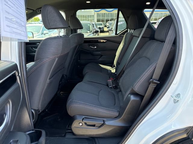 Used 2025 Honda Pilot Sport image 14