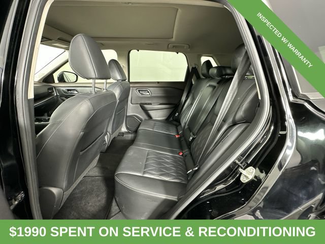Used 2021 Nissan Rogue Platinum FWD image 17
