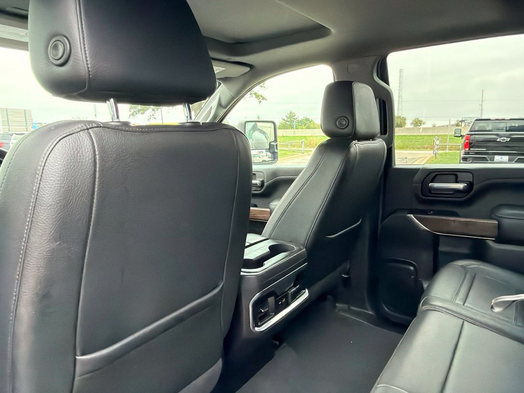 Used 2022 GMC Sierra 3500 Denali AWD/4WD image 19