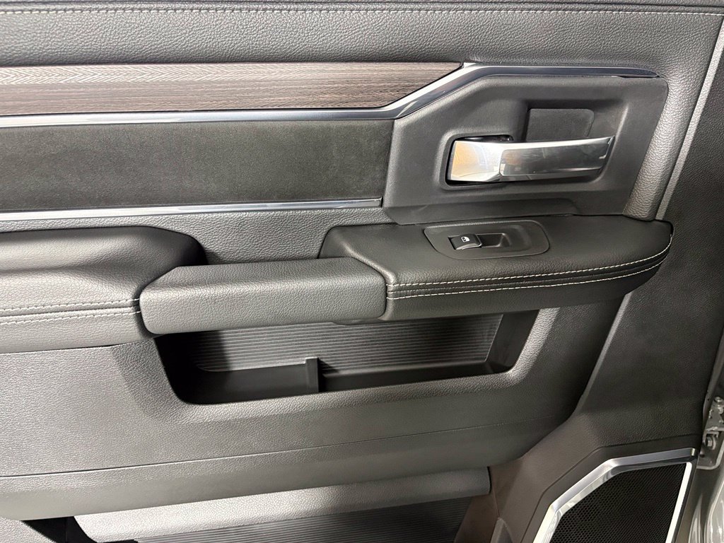 New 2027 RAM 2500 Laramie w/ Night Edition AWD/4WD image 42