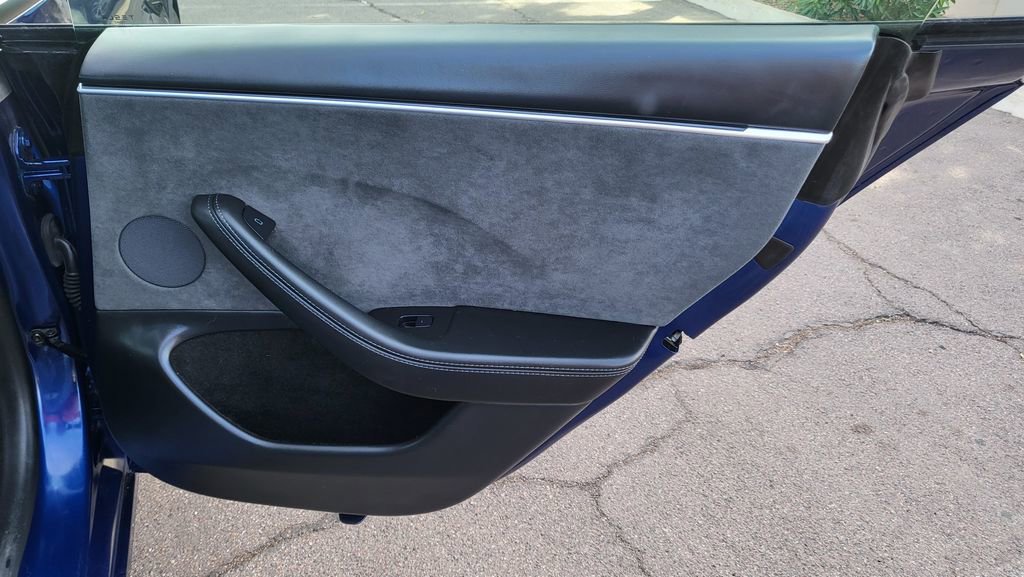 Used 2025 Tesla Model 3 Long Range image 18