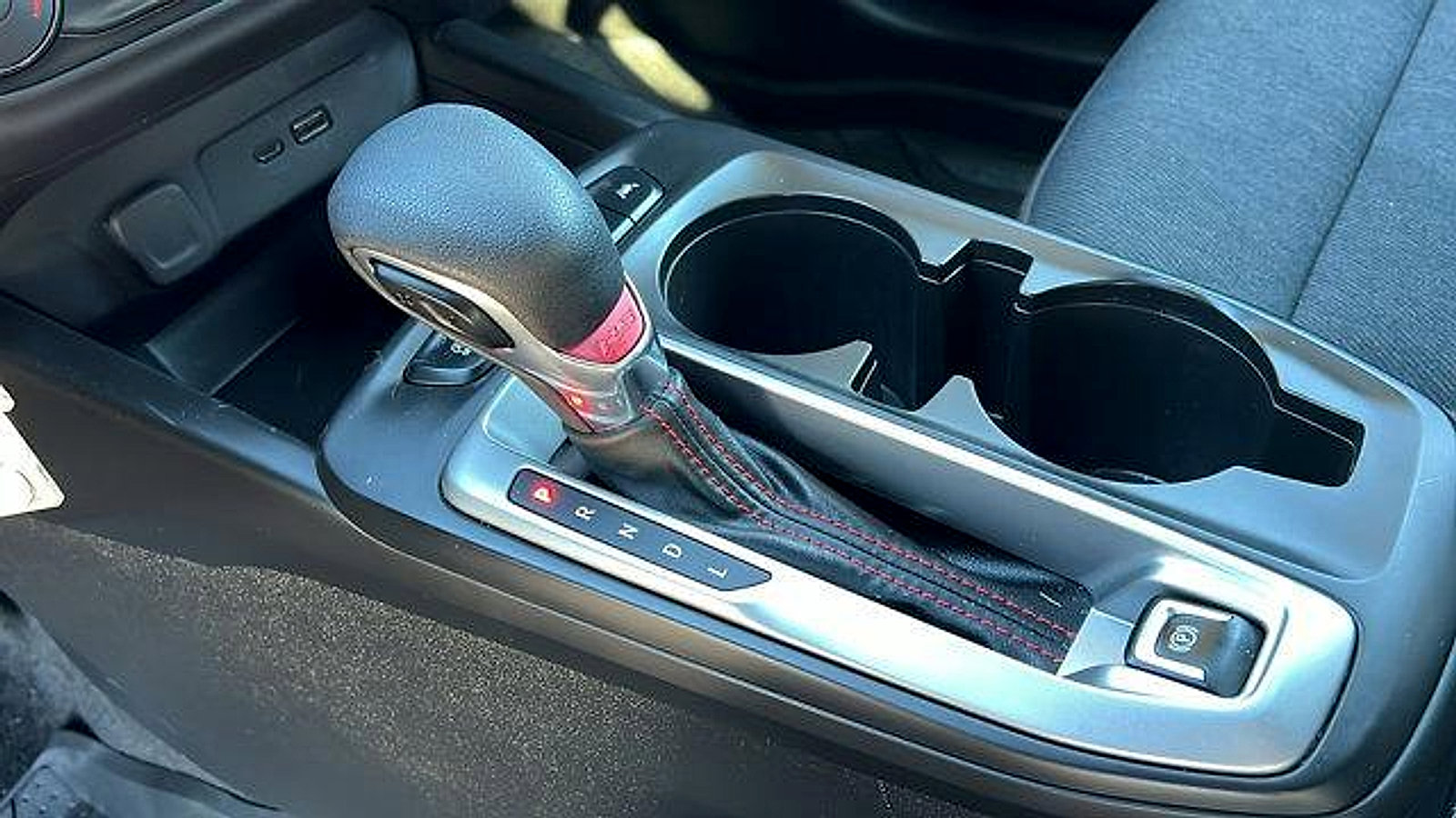 Certified 2024 Chevrolet Trax RS w/ Driver Confidence Package image 19