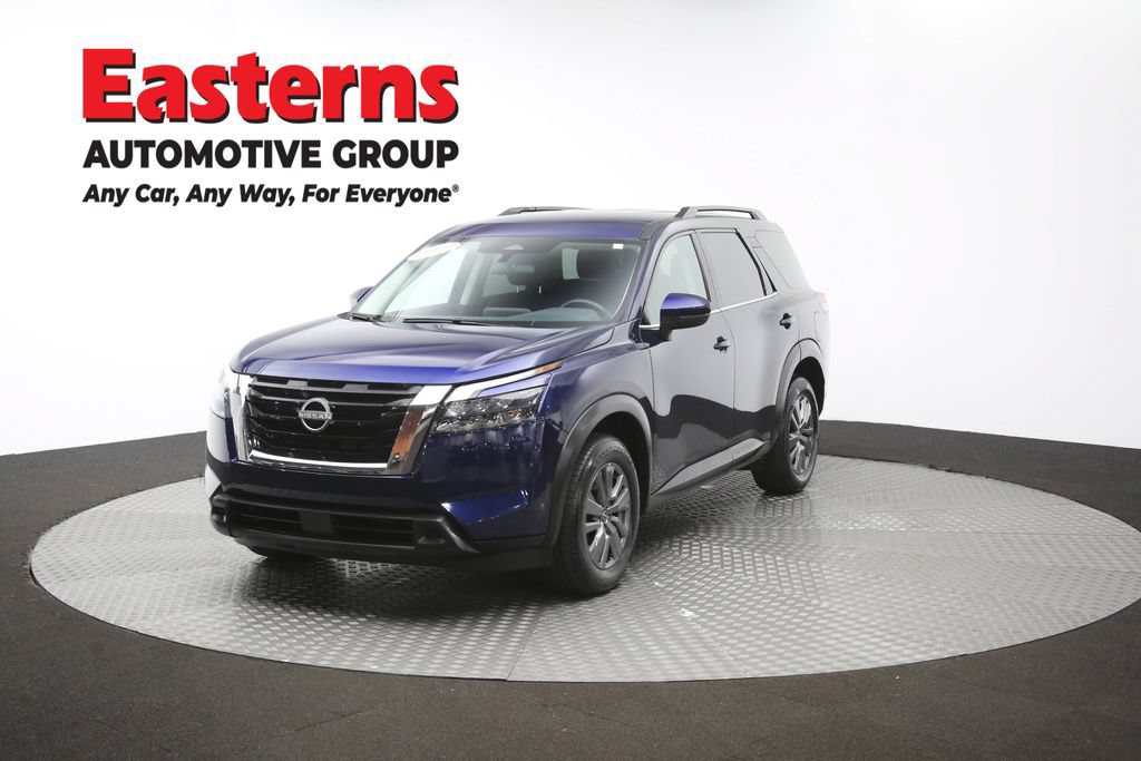 Used 2025 Nissan Pathfinder SV FWD image 54