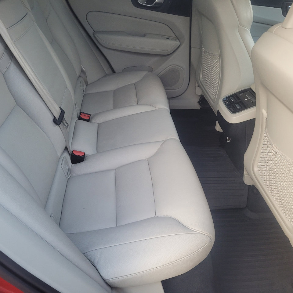 Used 2018 Volvo XC60 T5 Inscription image 31