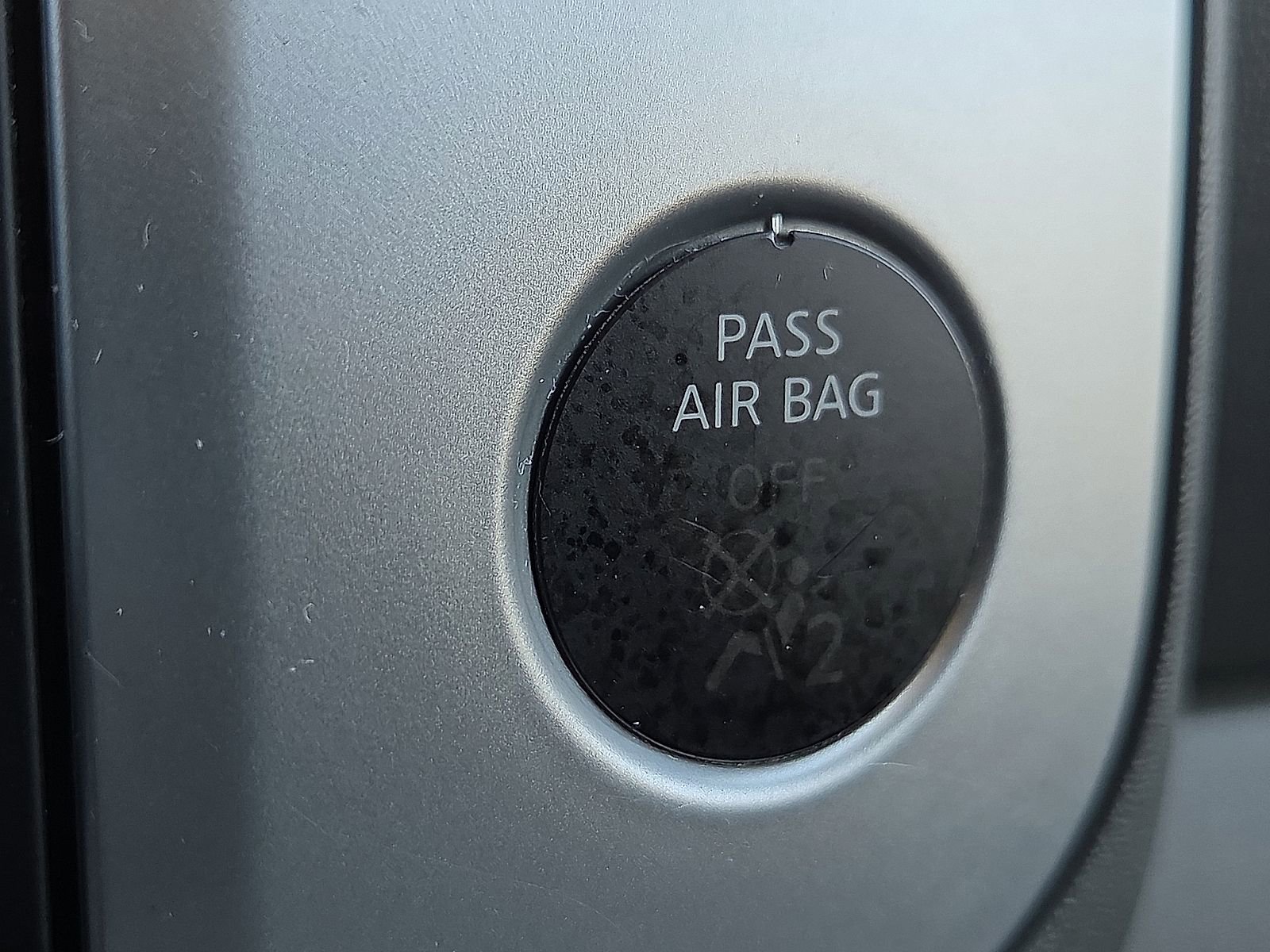 Used 2016 Nissan Frontier SV w/ SV Value Truck Package image 18