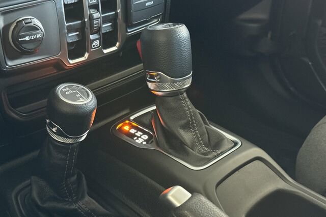 New 2026 Jeep Wrangler Unlimited Sport image 18