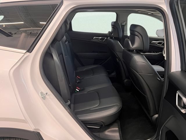 Used 2025 Kia Sportage EX w/ Premium Package AWD/4WD image 8