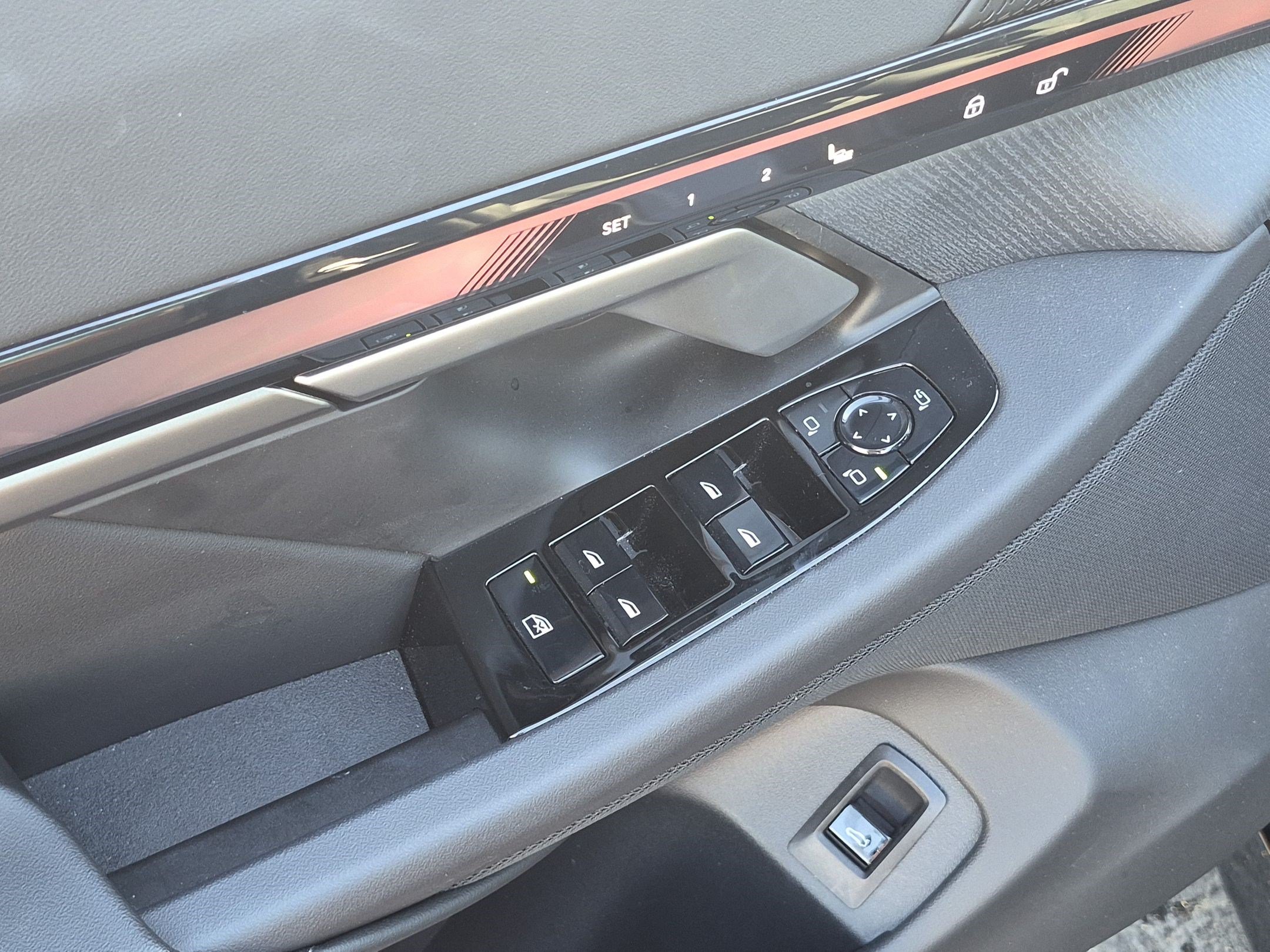 Used 2026 BMW 530i w/ M Sport Package RWD image 15