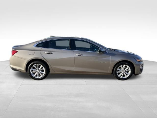 Used 2025 Chevrolet Malibu LT image 10