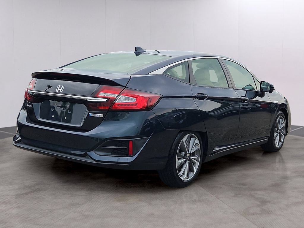 Certified 2019 Honda Clarity Plug-In Hybrid image 4
