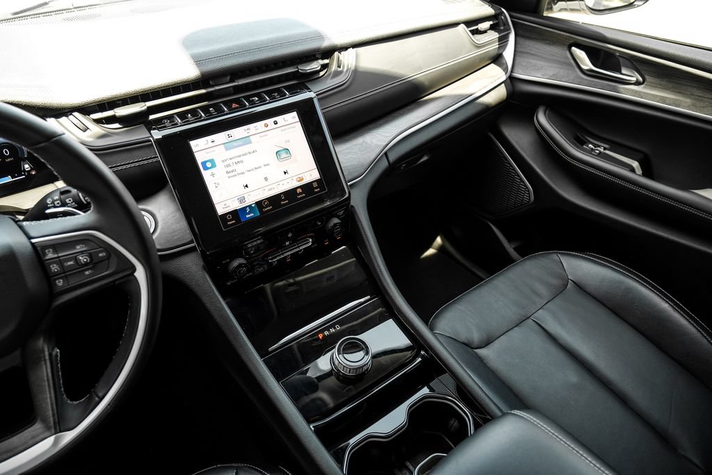 Used 2022 Jeep Grand Cherokee Limited RWD image 34
