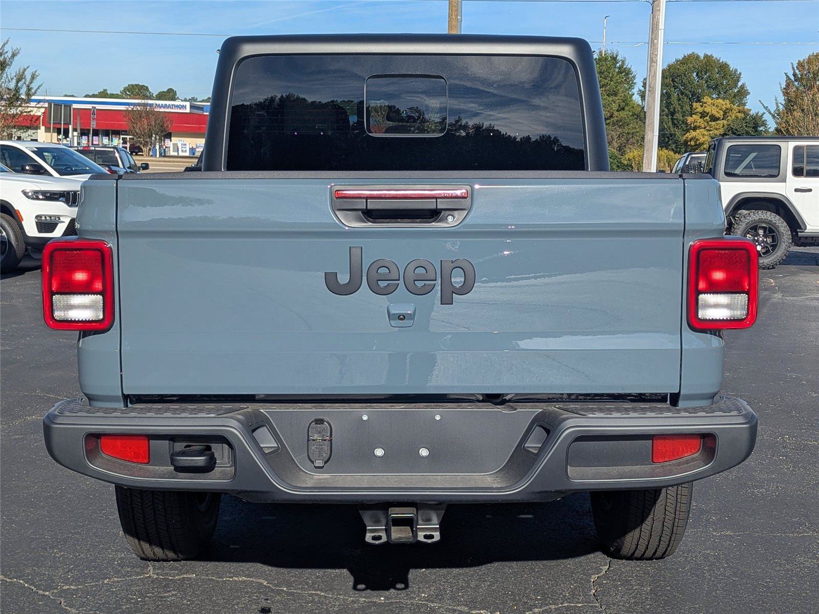New 2025 Jeep Gladiator Sport AWD/4WD image 4