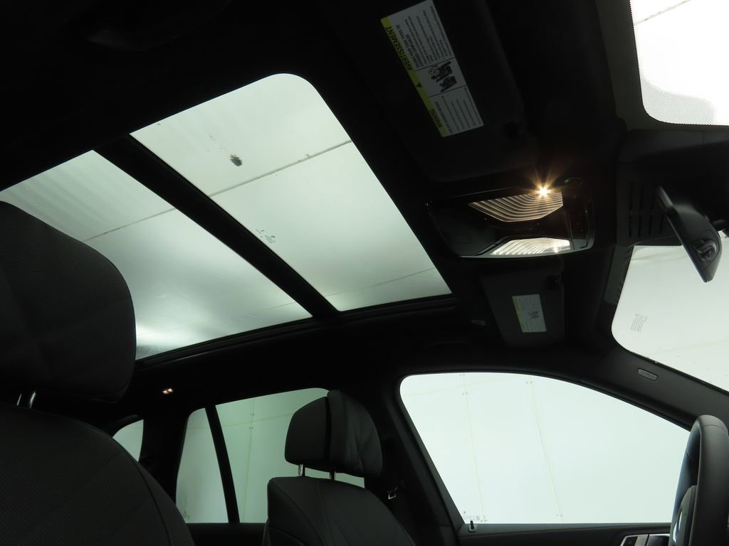 New 2026 BMW X5 sDrive40i w/ M Sport Package image 18