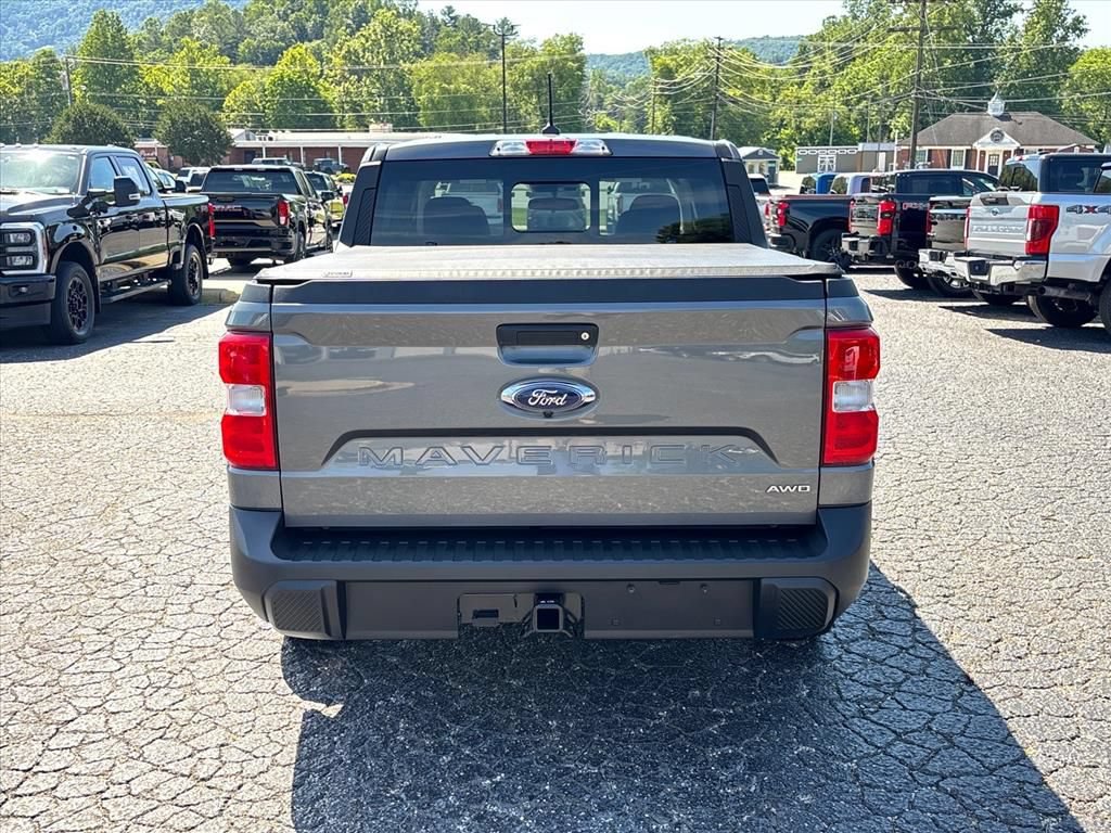 Used 2023 Ford Maverick Lariat w/ Lariat Luxury Package AWD/4WD image 6
