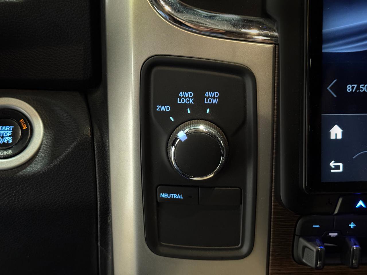 Used 2016 RAM 2500 Laramie w/ Protection Group AWD/4WD image 8