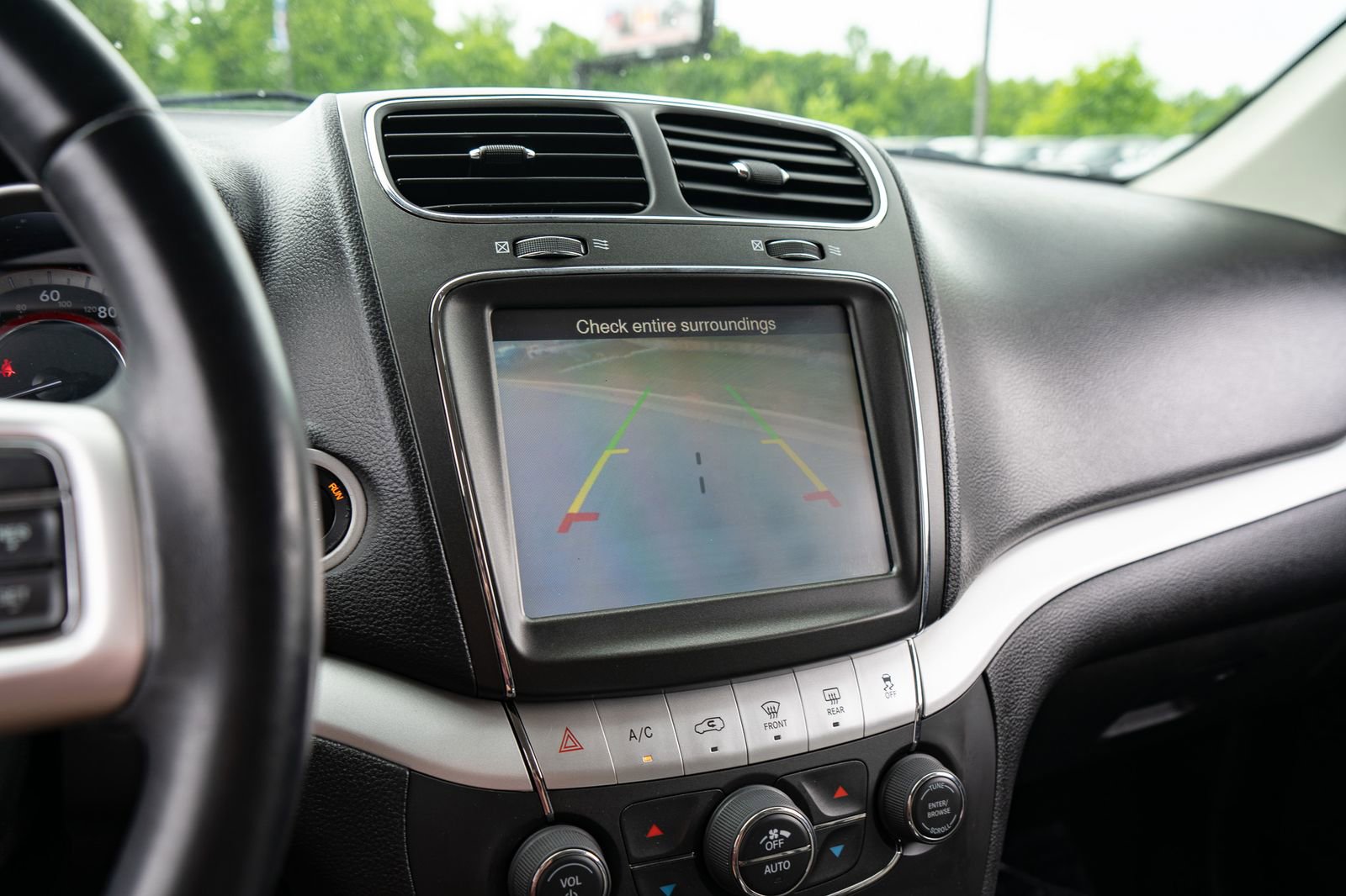 Used 2019 Dodge Journey SE w/ Safe & Sound Group FWD image 24