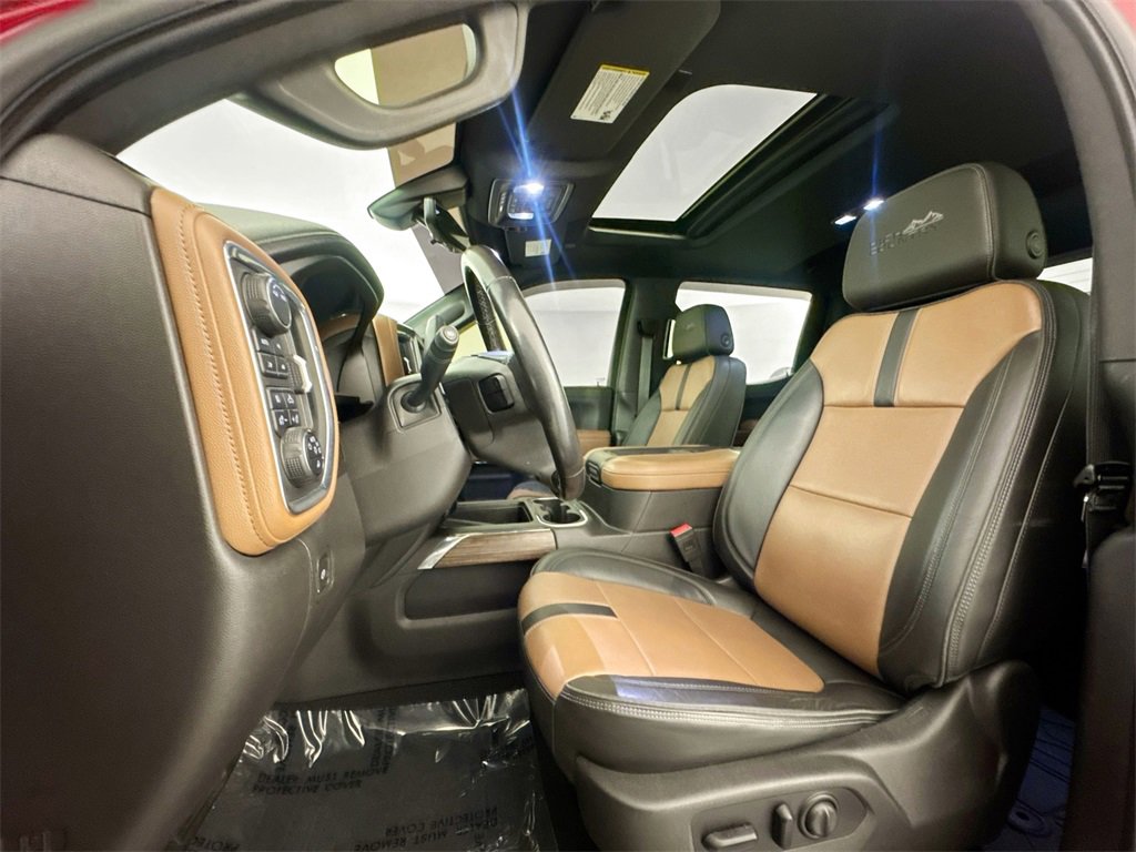 Used 2021 Chevrolet Silverado 1500 High Country w/ Technology Package image 20