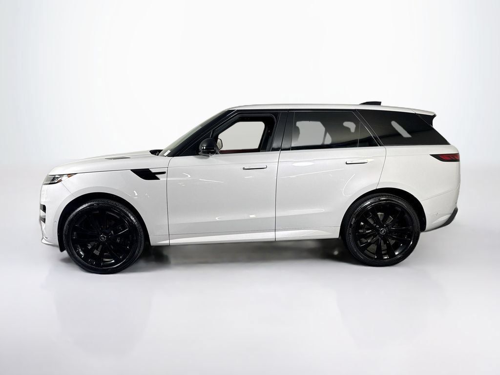 Used 2025 Land Rover Range Rover Sport Dynamic SE AWD/4WD image 3